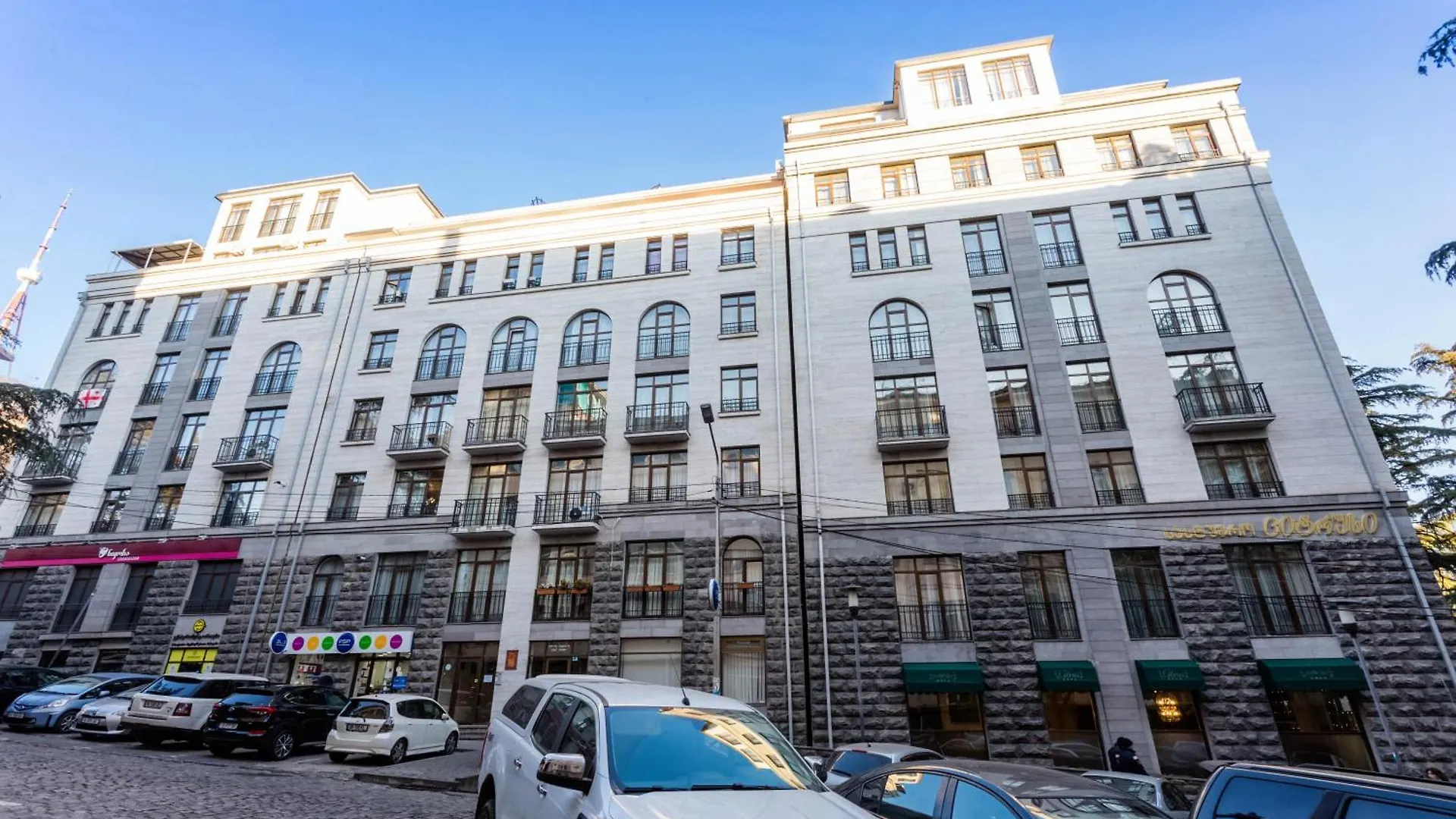 Fancy Apartment In The Center Of Τυφλίδα