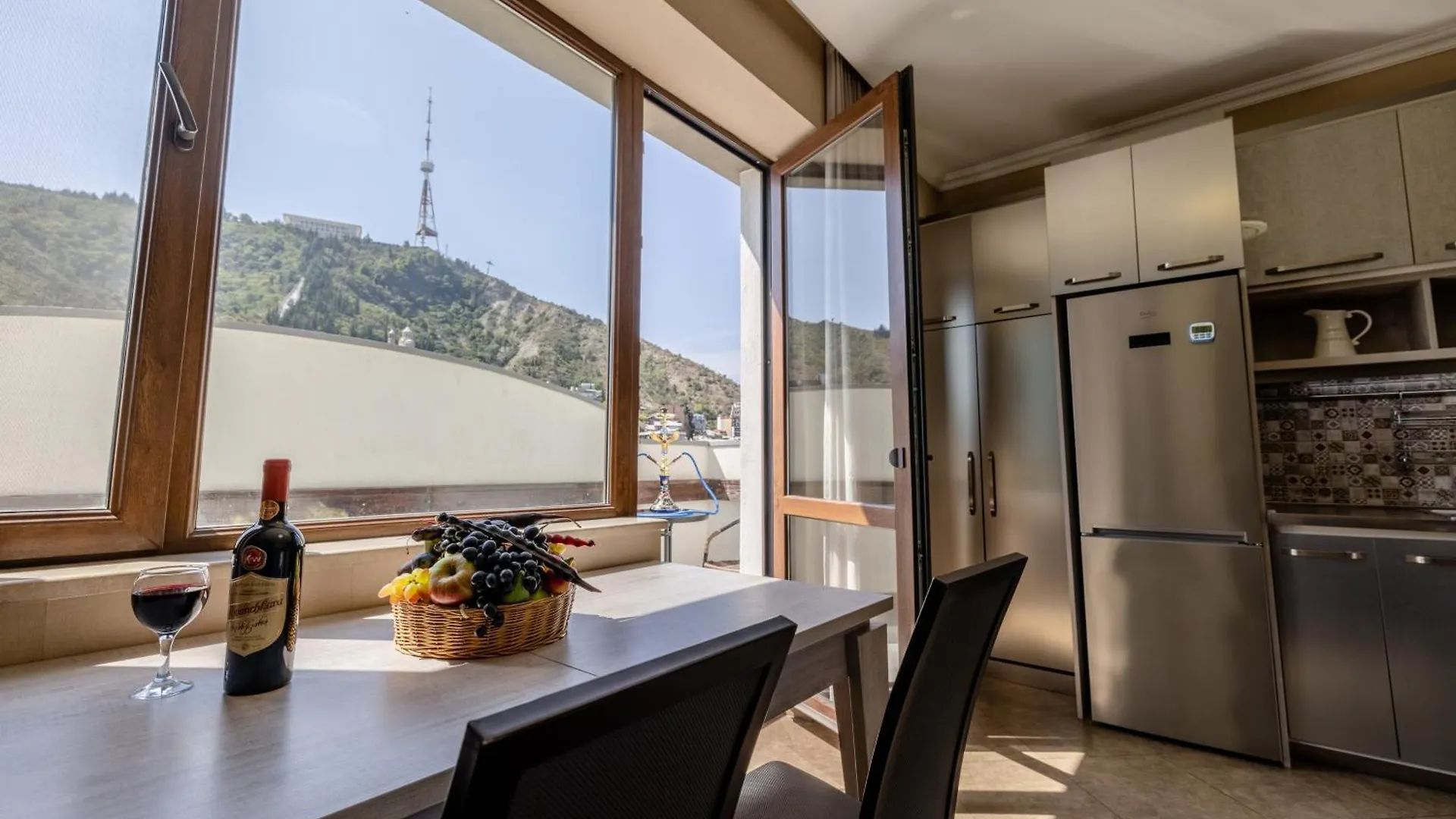 Fancy Apartment In The Center Of Τυφλίδα